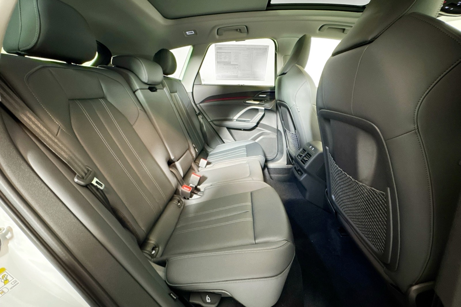 New 2025 Glacier White Metallic Audi Premium Plus 2.0 TFSI quattro image 24