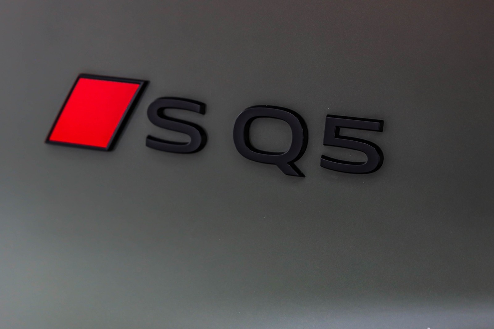 New 2025 District Green Metallic Audi Premium Plus 3.0 TFSI quattro image 9