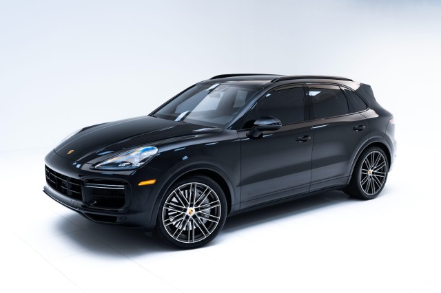 2022  Cayenne Turbo in , 