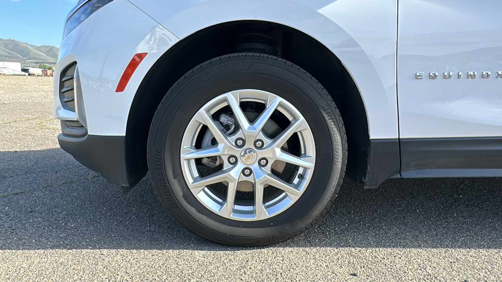 2022 Chevrolet Equinox LT 10