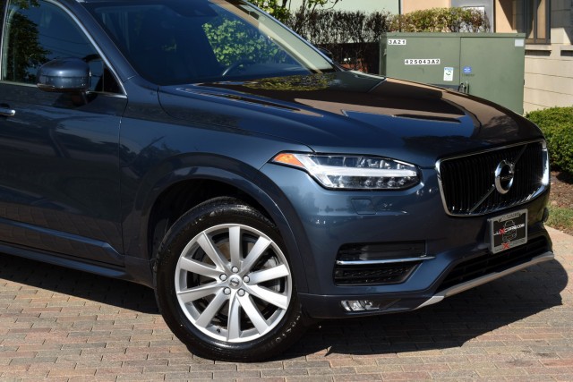 2018 Volvo XC90 Momentum Plus Nav Panoroof AWD 5