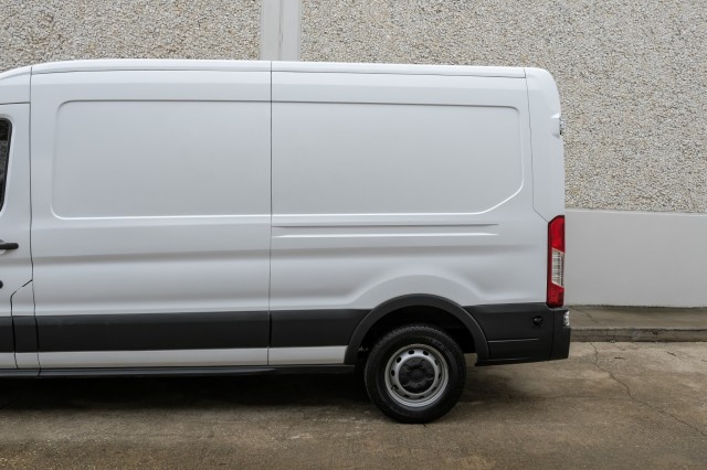 2018 Ford Transit Van  13