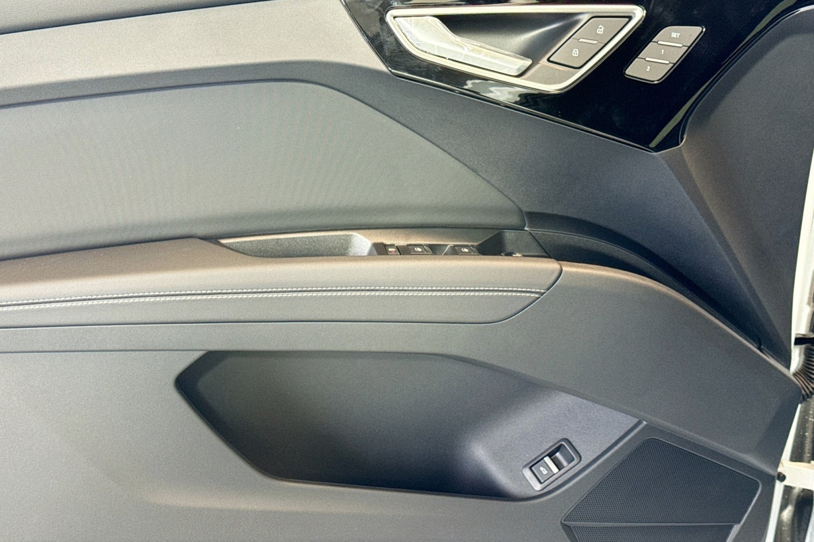 New 2026 Glacier White Metallic Audi Premium 55 quattro image 15