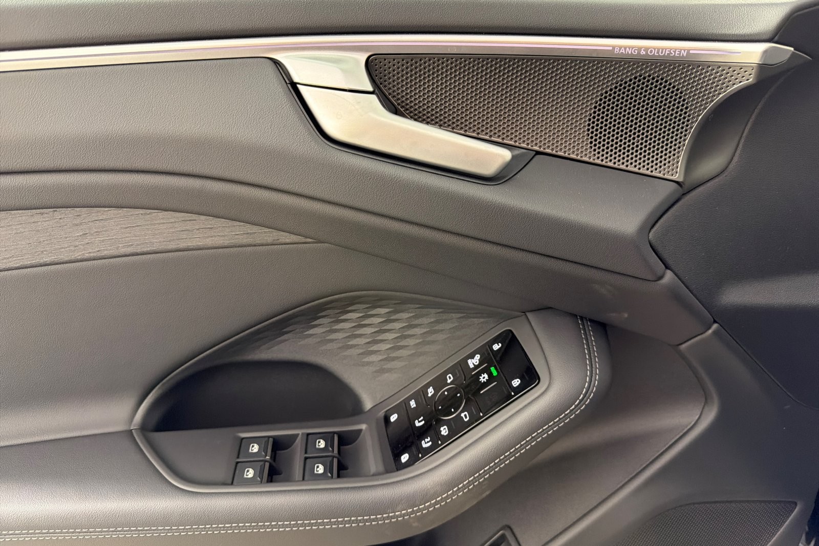 New 2026 Mythos Black Metallic Audi Prestige quattro image 10