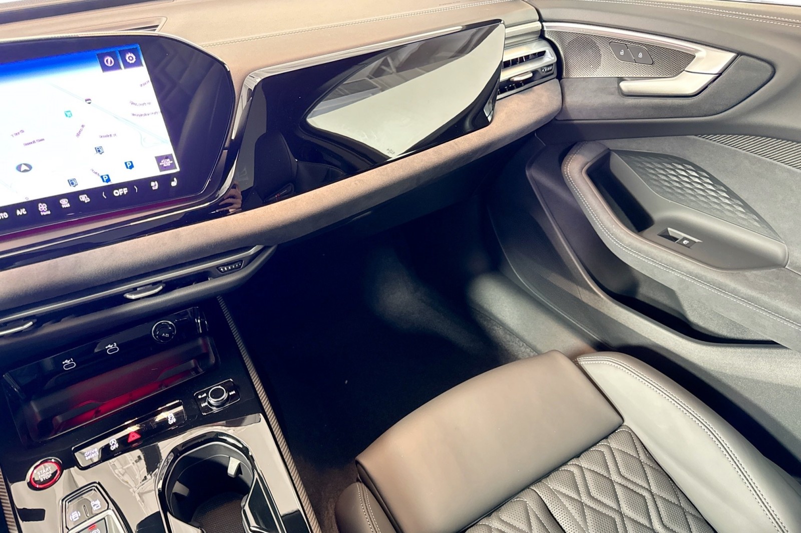 New 2025 Daytona Gray Metallic Audi Premium Plus 3.0 TFSI quattro image 19