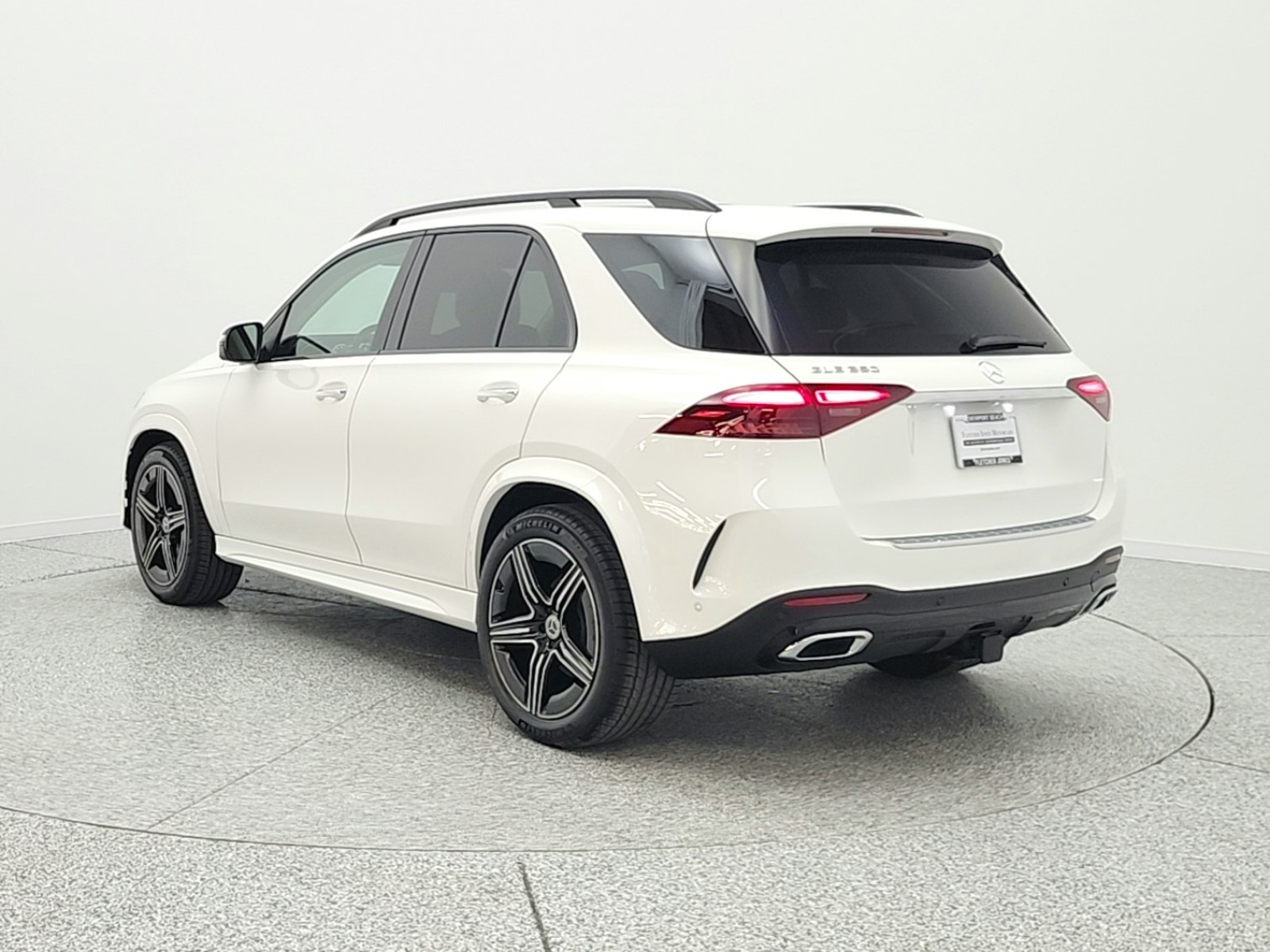 Used 2025 Polar White Mercedes-Benz GLE 350 SUV image 7