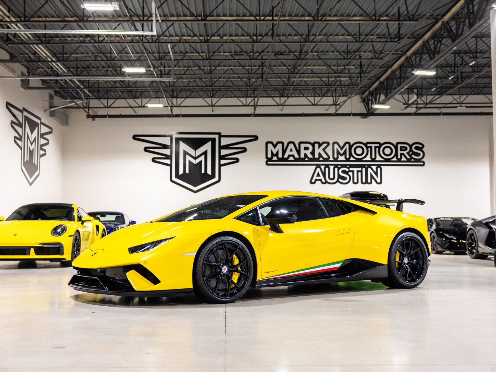 2018 Lamborghini Huracan LP 610-4 Performante Coupe's photo