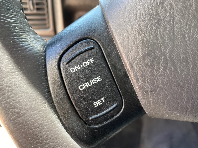 2000 Jeep Cherokee Sport 1 OWNER 4X4 AC 4.0 6YL in , 