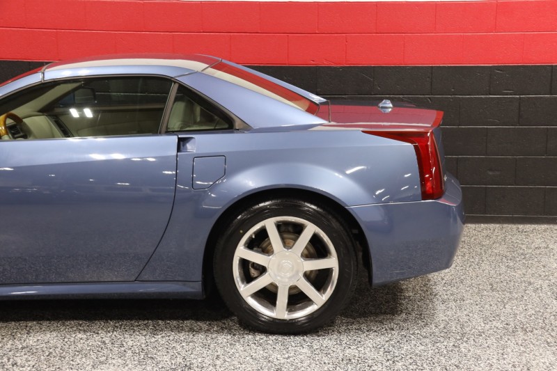 2005 Cadillac XLR 2dr Convertible in , 