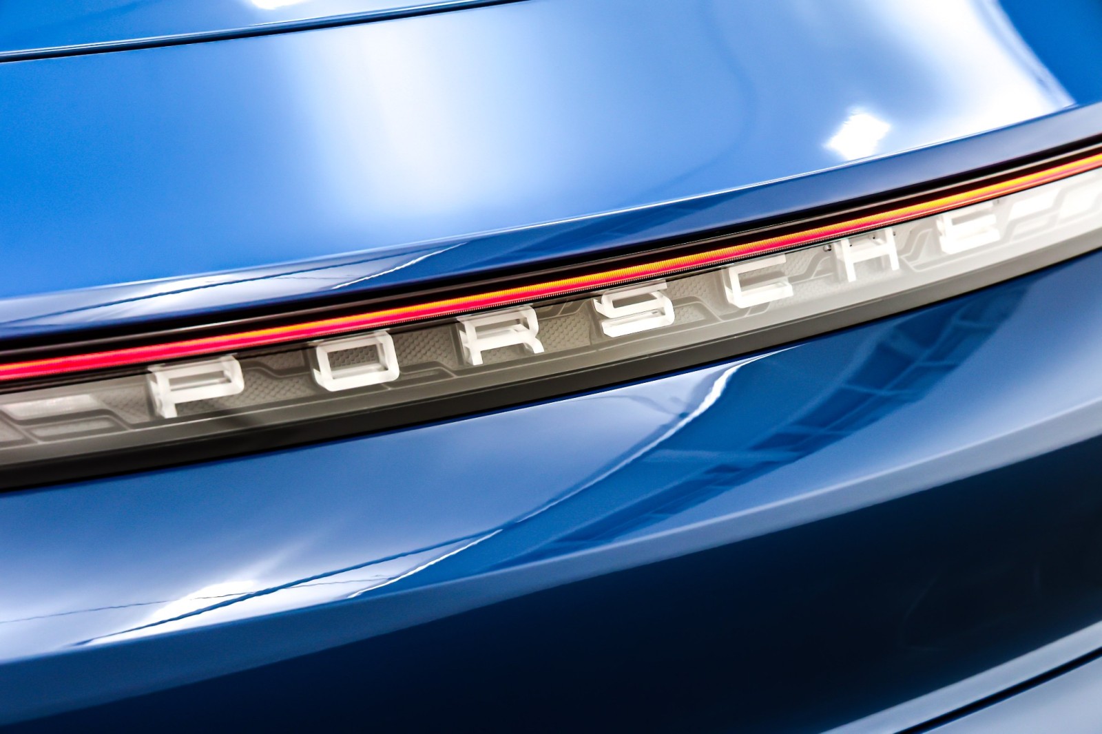 Used 2023 Neptune Blue Porsche RWD image 10