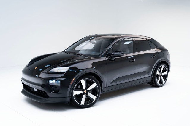 2024  Macan 4 Electric in , 