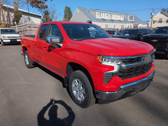 2025 Chevrolet Silverado 1500 LT 3