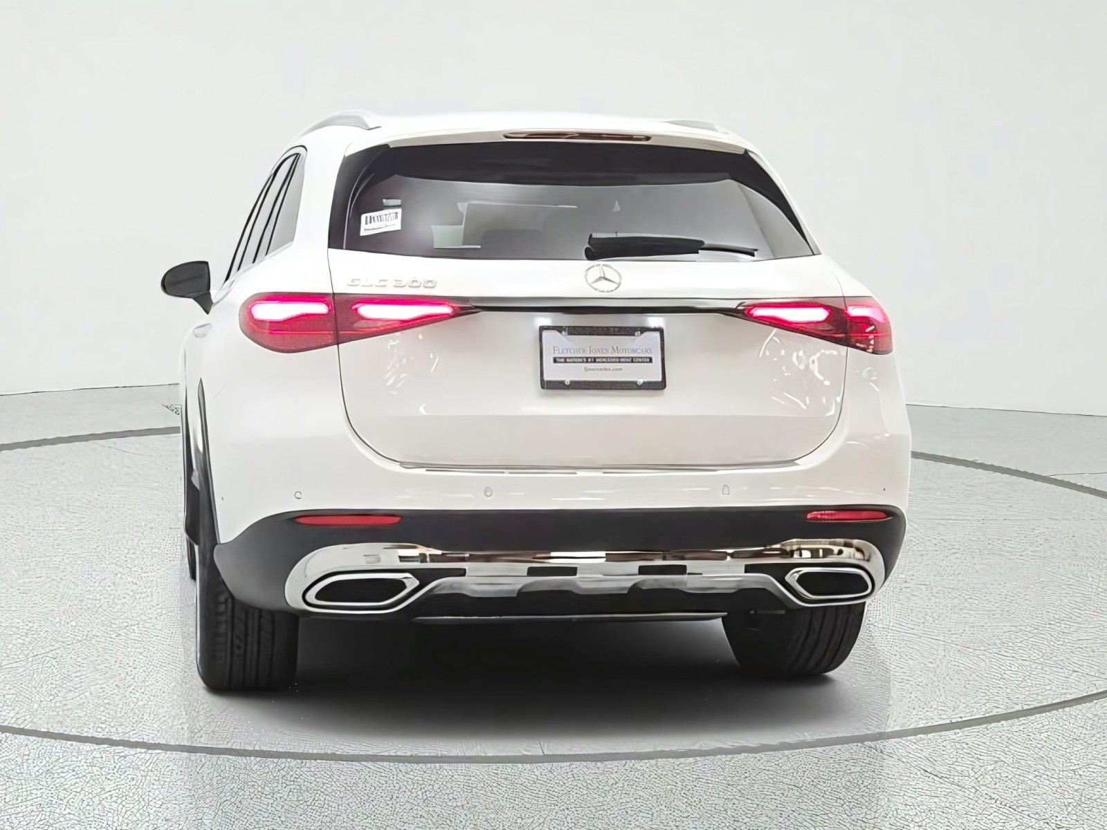 New 2027 Polar White Mercedes-Benz GLC 300 SUV image 6