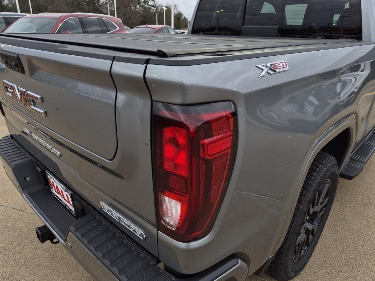 View vehicle photo 6