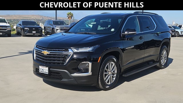 Mosaic Black Metallic 2023 Chevrolet Traverse LT Cloth FWD SUV / Crossover Front-Wheel Drive Automatic