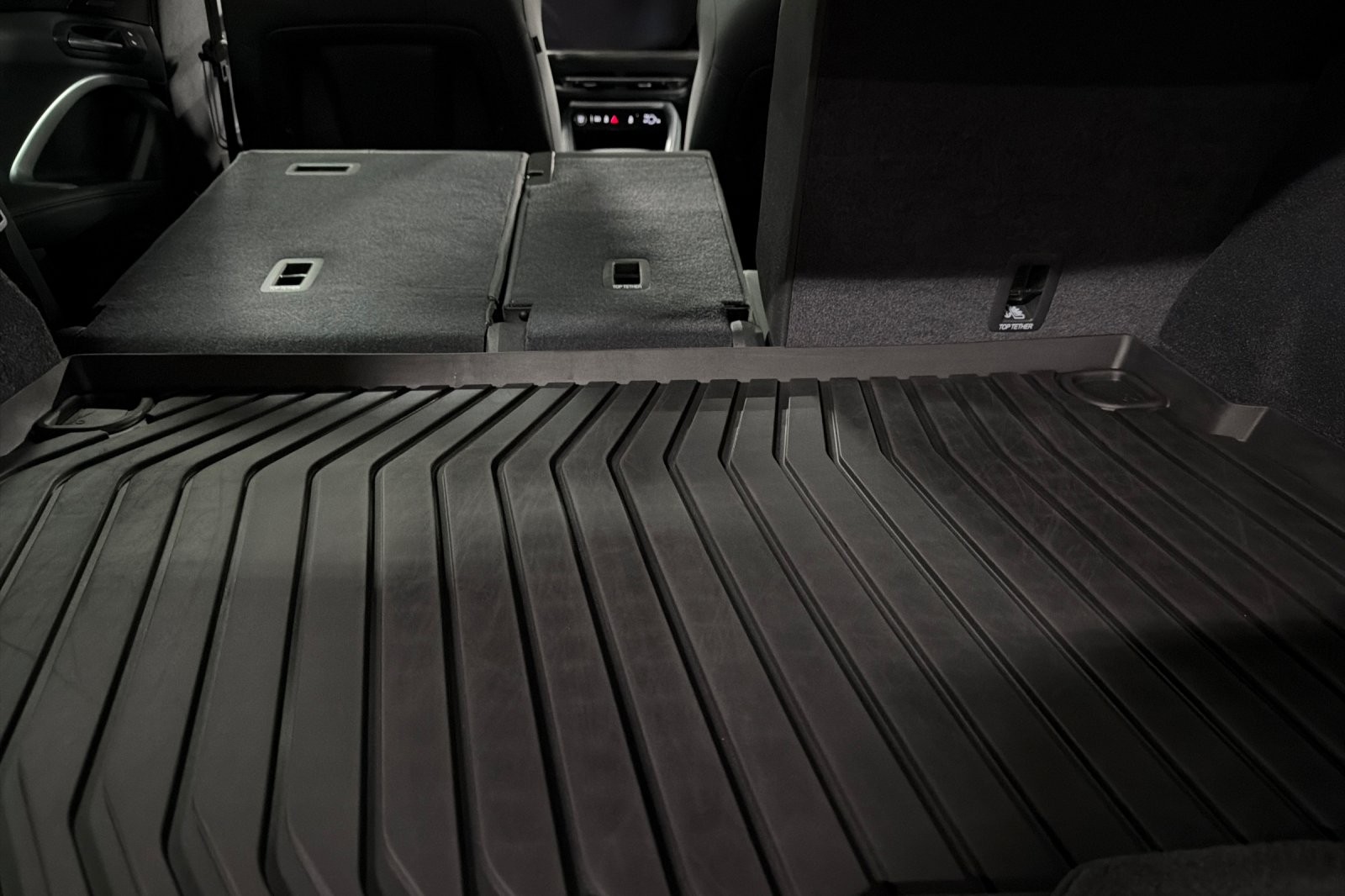 Used 2025 Glacier White Metallic Audi Premium Plus 2.0 TFSI quattro image 14