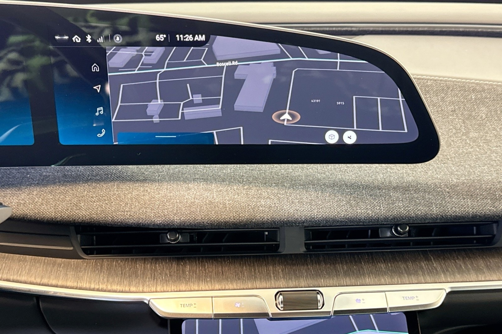 Used 2024 Quantum Grey Metallic Lucid Touring image 13