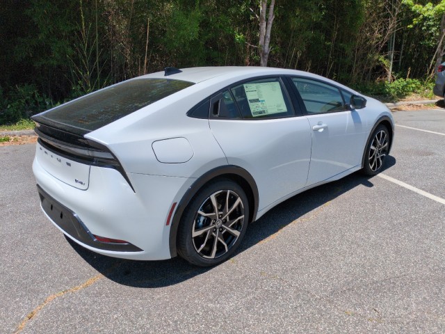 ToyotaPrius Plug-In Hybrid7