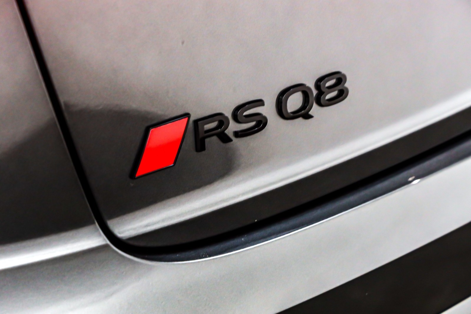 New 2026 Daytona Gray Pearl Effect Audi performance quattro image 9