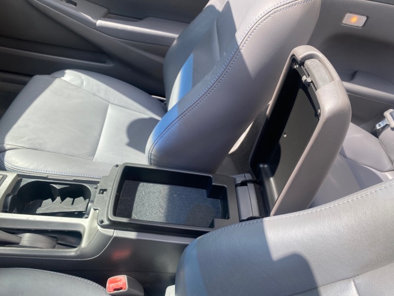 2008 Toyota Camry Solara SE CONVERTIBLE  LOW MILES 74,665 in , 