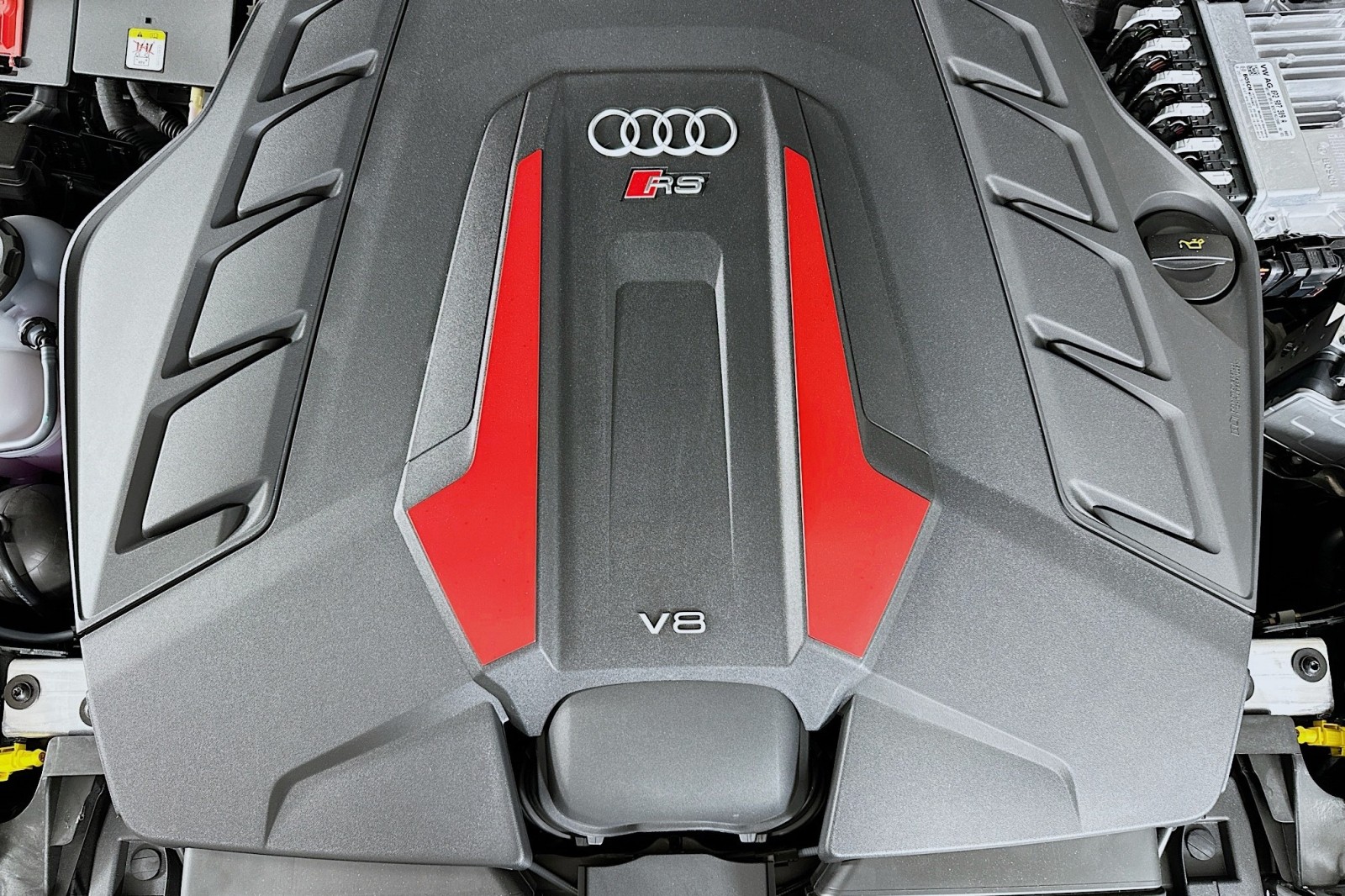 New 2026 Daytona Gray Pearl Effect Audi performance image 12