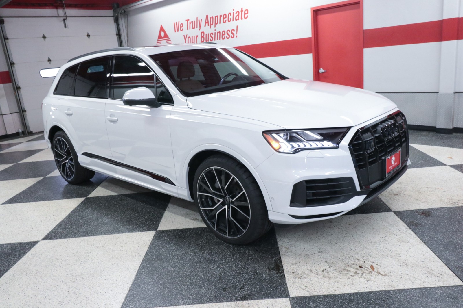 Used Car 2023 Audi Q7  Prestige For Sale Under $50,000 In Austin, Texas