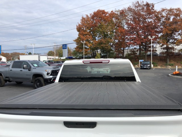 2022 Chevrolet Silverado 1500 LTD Custom 8