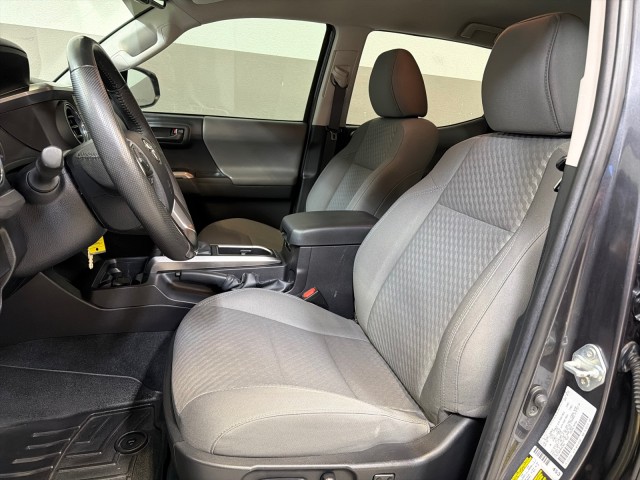 2022 Toyota Tacoma 4WD SR5 4WD V6 in , 