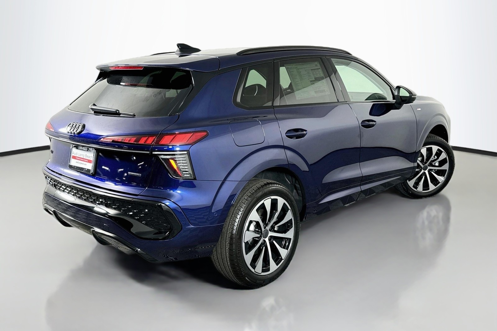 New 2026 Navarra Blue Metallic Audi S line image 13