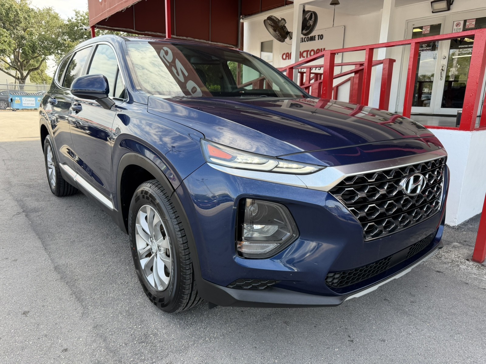 2020 Hyundai Santa Fe - $15,977