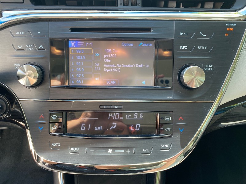 2013 Toyota Avalon XLE Premium LOW MILES 56,196 in , 