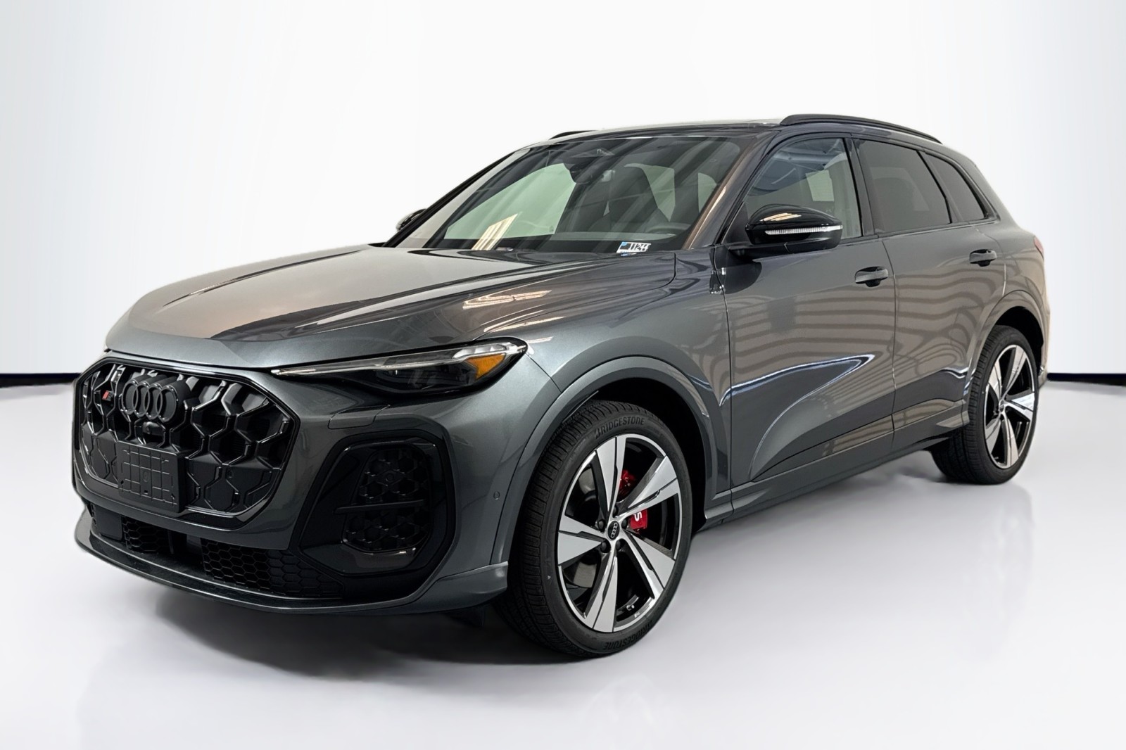 2025 Audi New SQ5 Premium Plus's photo