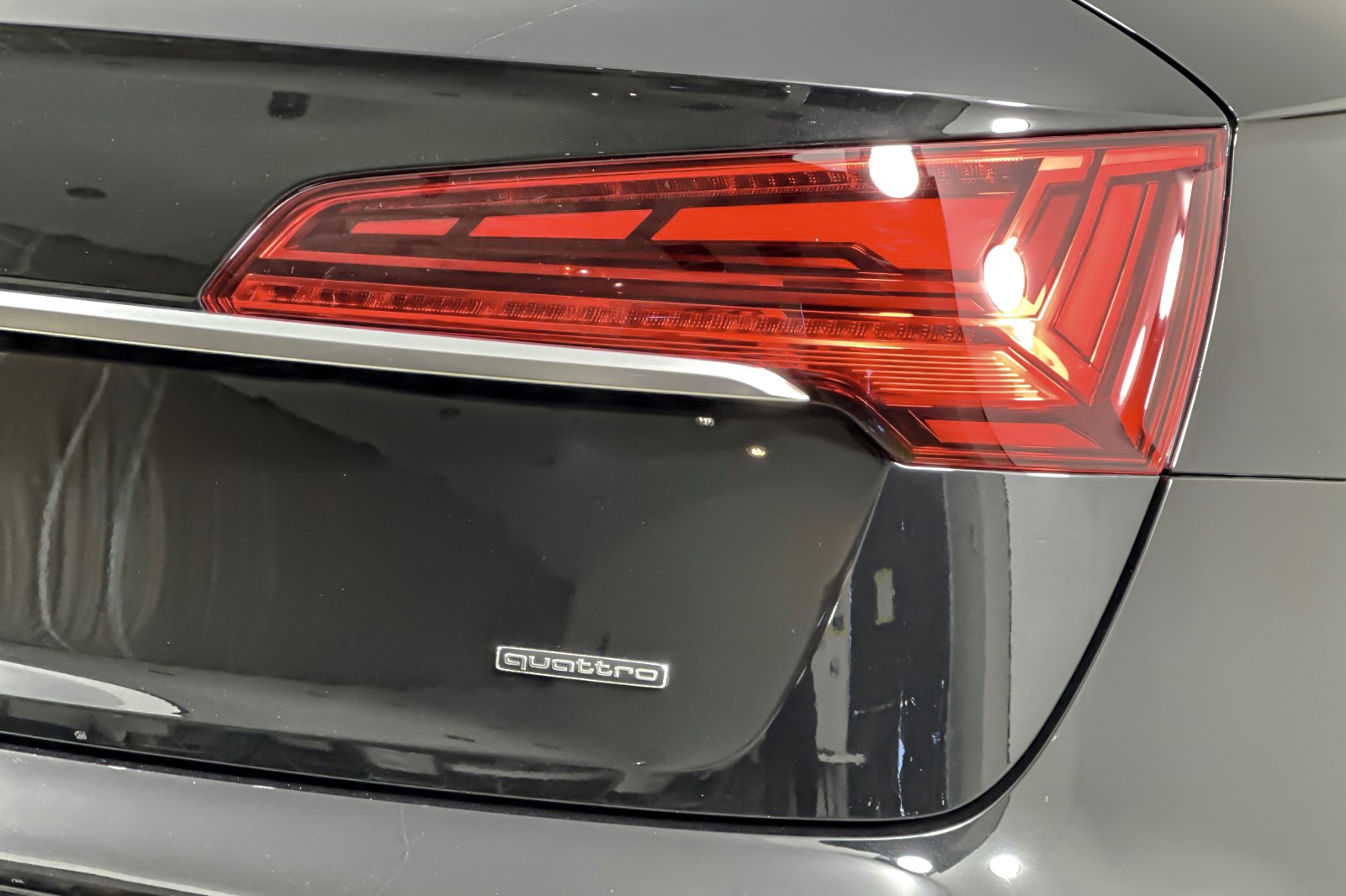 Used 2023 Mythos Black Metallic Audi S line Premium Plus 55 TFSI e quattro image 26