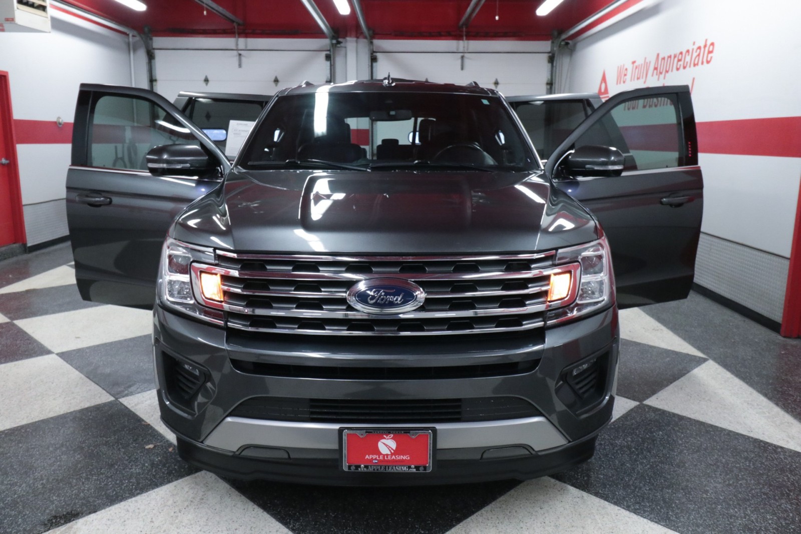 Used Car 2020 Ford Expedition  Xlt For Sale Under $30,000 In Austin, Texas