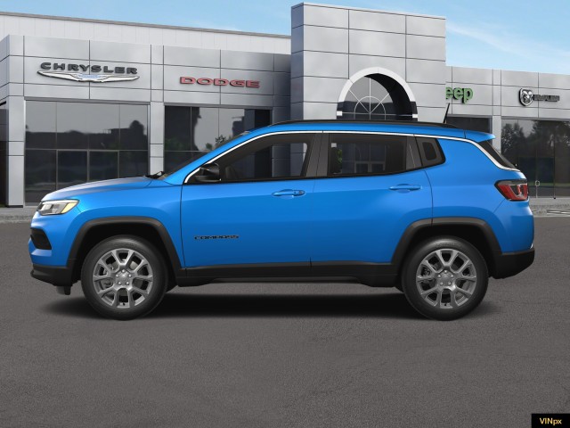 2024 Jeep Compass Latitude Lux 3