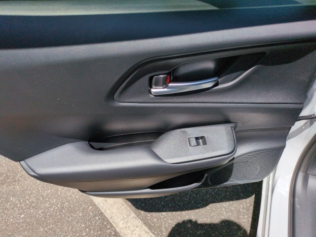 ToyotaPrius Plug-In Hybrid30