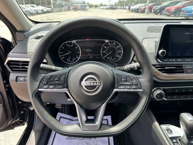 2023 Nissan Altima 2.5 SV 11