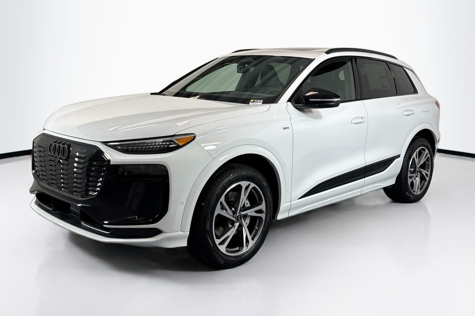 2027 Audi Q6 e-tron Premium Plus quattro