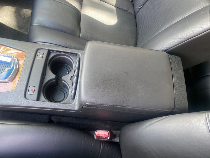 2008 Cadillac STS RWD 1 OWNERLOW MILES 39813 in , 