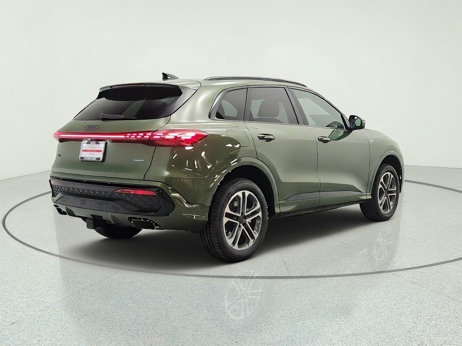 New 2026 District Green Metallic Audi Premium 2.0 TFSI quattro image 5