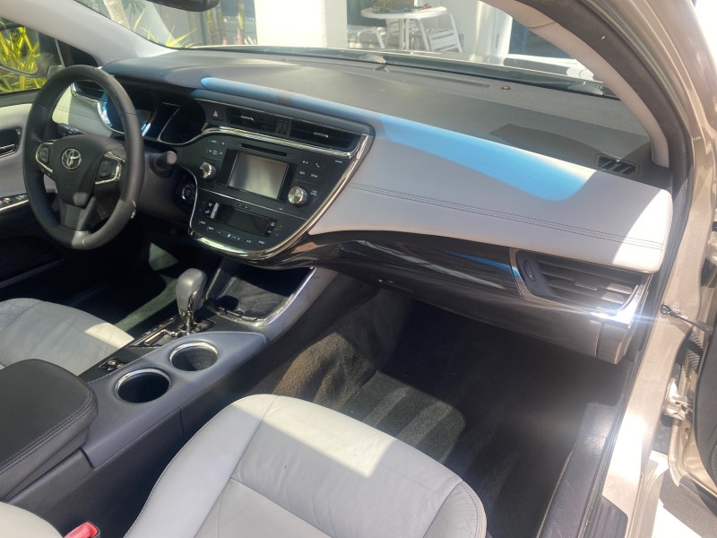 2013 Toyota Avalon XLE Premium LOW MILES 56,196 in , 