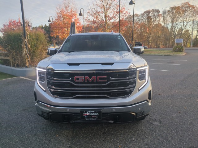 2022 GMC Sierra 1500 SLT 3