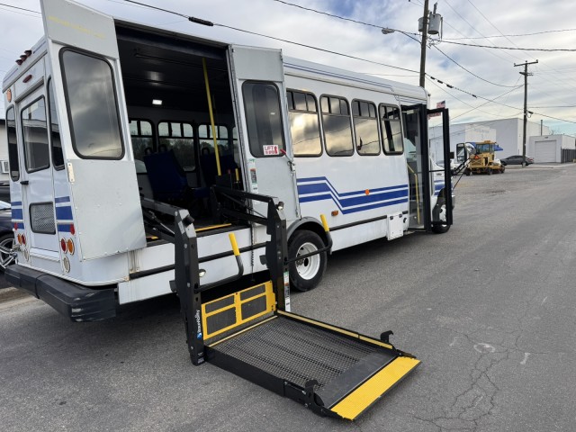 2015 Ford E-450 Passenger & Wheelchair Lift Bus in , 