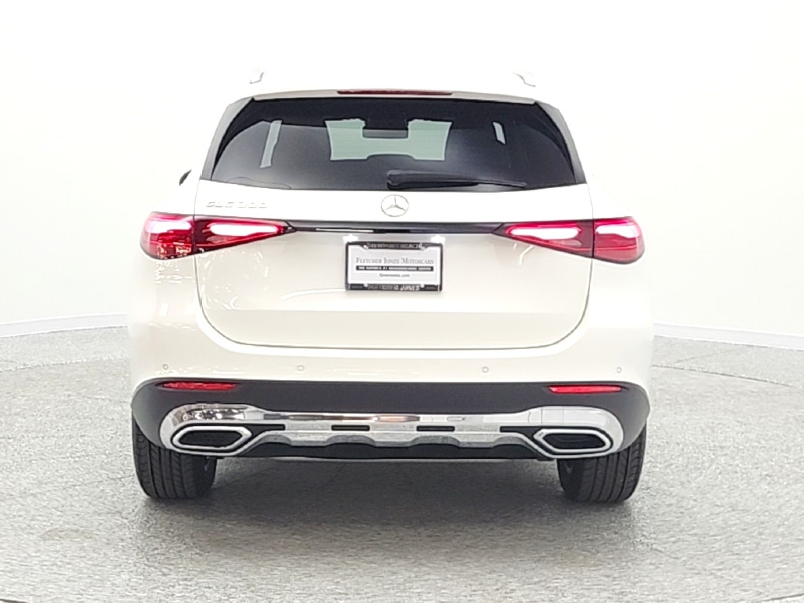 Certified Used 2025 Polar White Mercedes-Benz GLC 300 SUV image 6