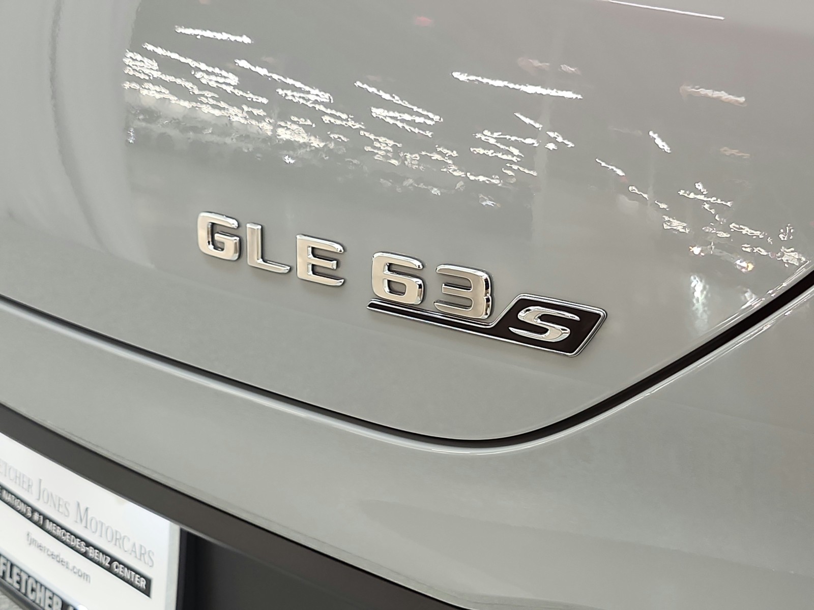 New 2026 MANUFAKTUR Alpine Grey Mercedes-Benz AMG® GLE 63 S image 15