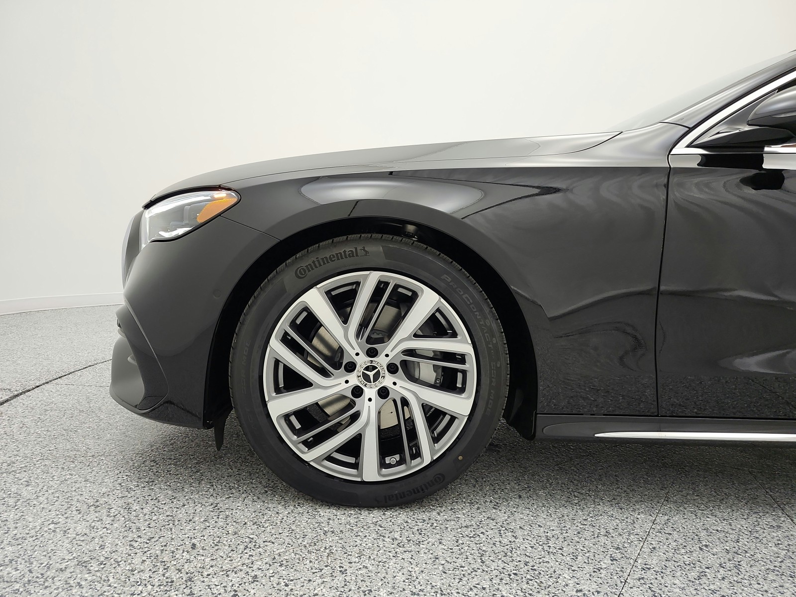 New 2026 Black Mercedes-Benz E 350 RWD Sedan image 13