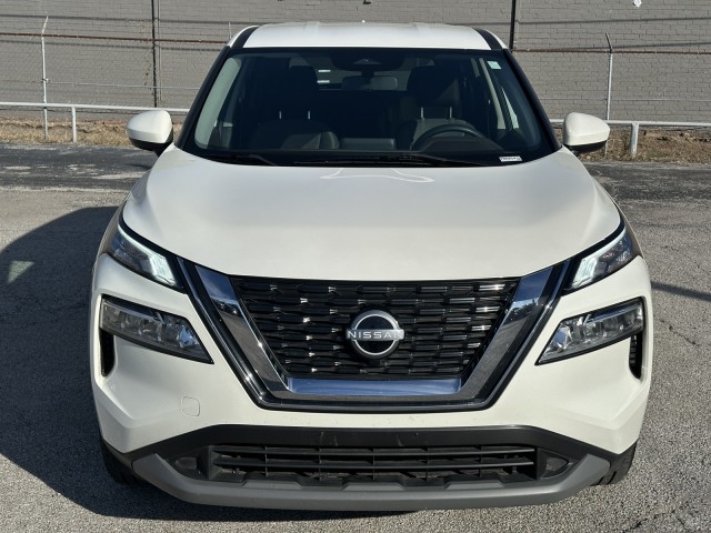 2023 Nissan Rogue SV 8