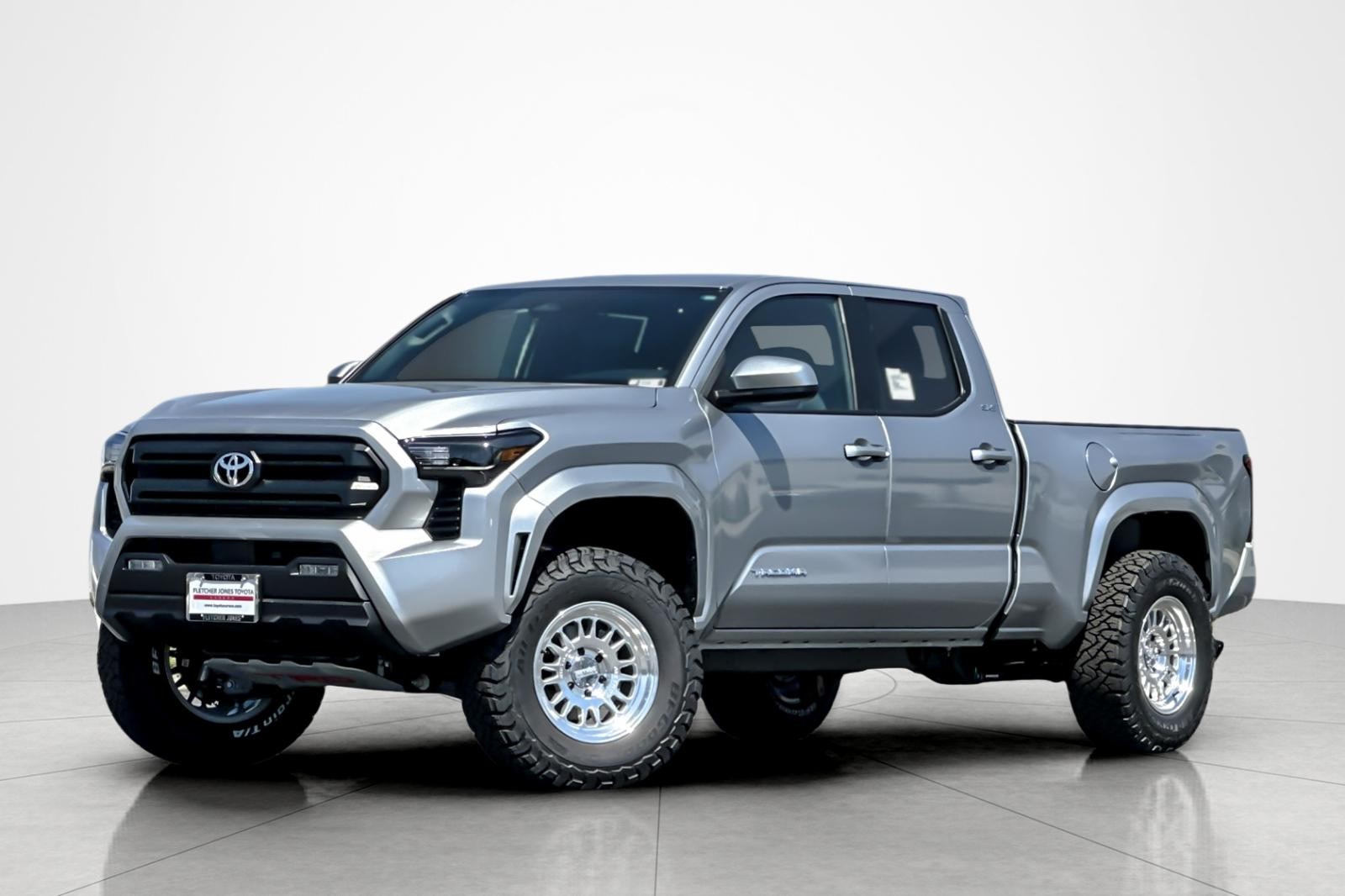 2026 Toyota Tacoma 4WD SR5