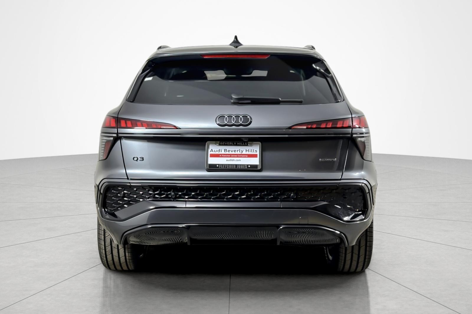 New 2026 Daytona Gray Pearl Effect Audi S line quattro image 5