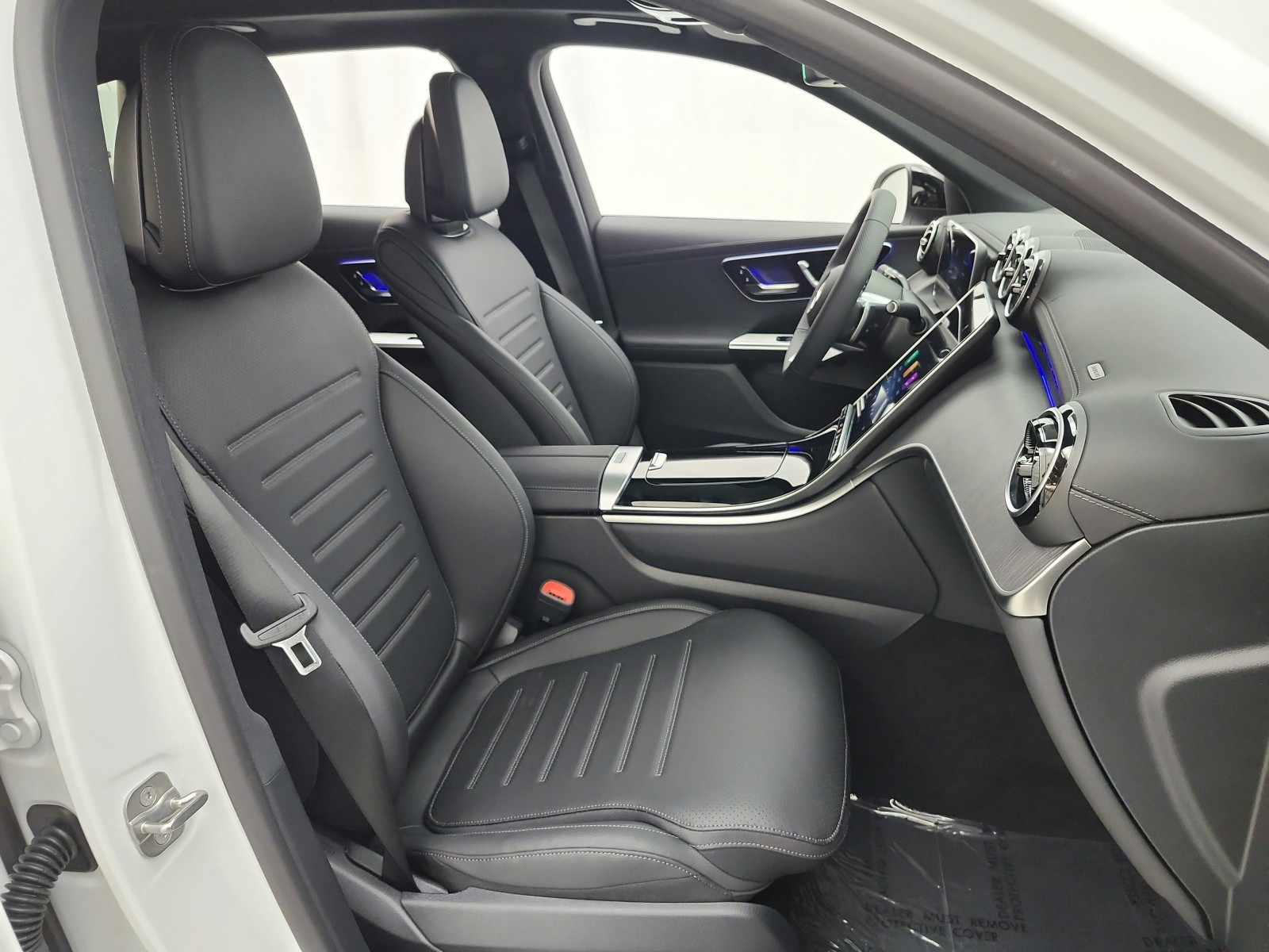 New 2027 MANUFAKTUR Moonlight White Metallic Mercedes-Benz GLC 300 SUV image 14